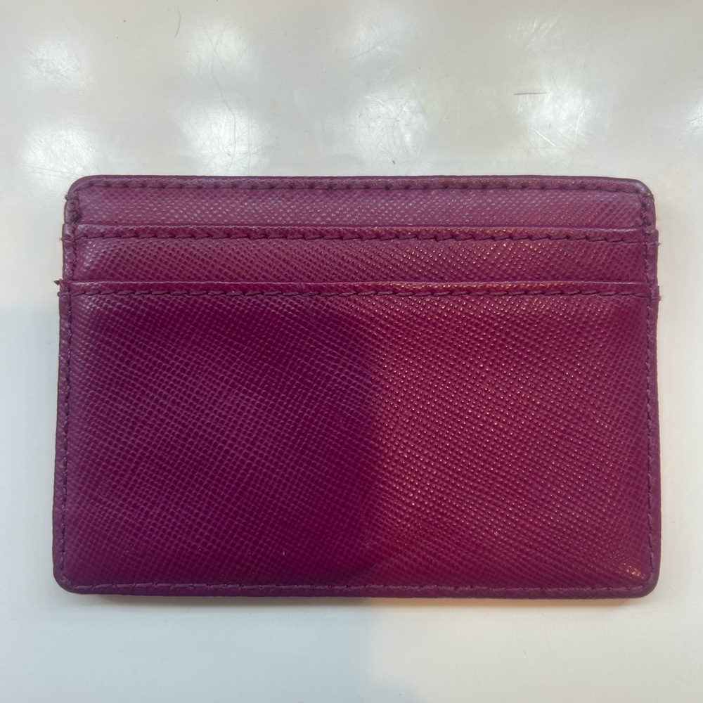 Tory Burch Magenta Card Holder with Gold Logo - Picture 2 of 3